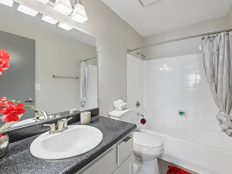The Bristol at Sunset Apartment Homes — Photo 7