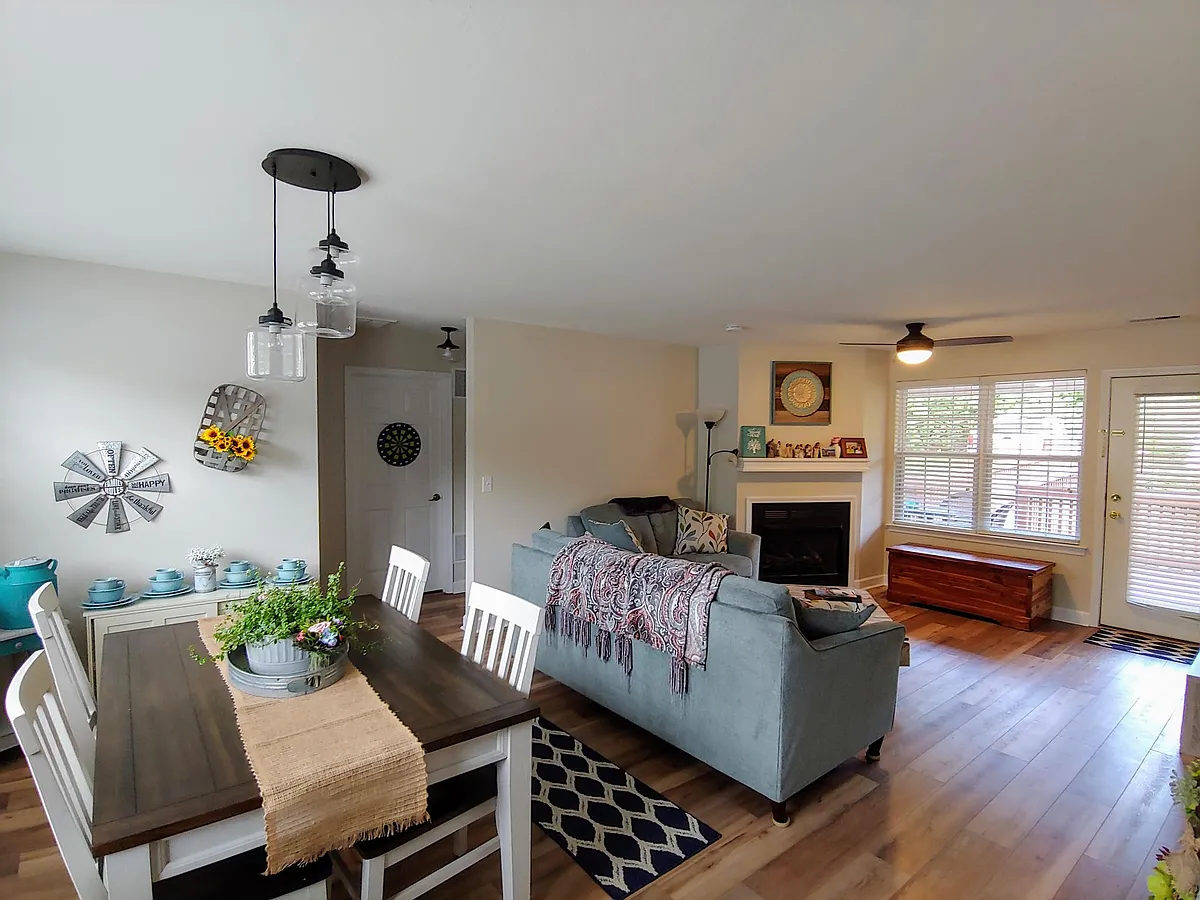 Building Photo - 73 Shannon Pl #208