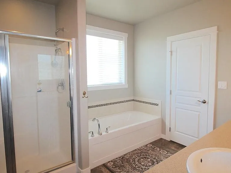 1610 W Cactus St — Photo 11