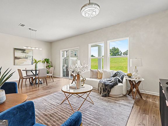 3rd image of 1702 Villageside Ct