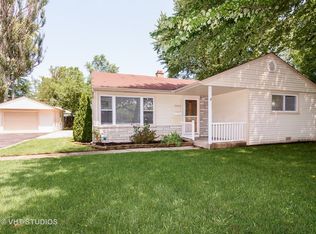 2402 Grouse Ln, Rolling Meadows, IL 60008