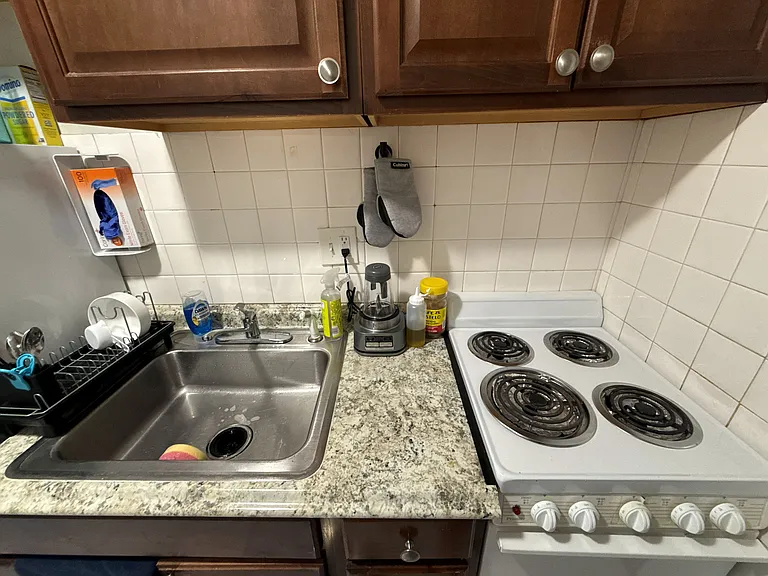 14 Keswick St #8 — Photo 8