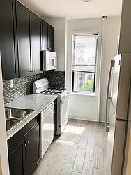 521 West 185th Street, #5E