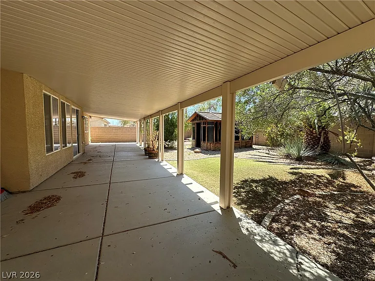 7185 Windy Peak Ct — Photo 36