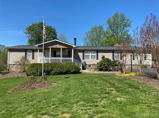 806 Hoyle St SW, Valdese, NC 28690