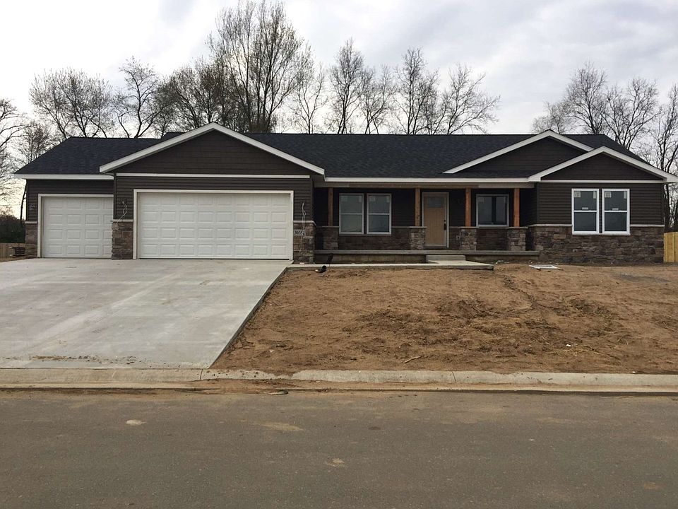 1st image of 30352 Pine Bluff Dr