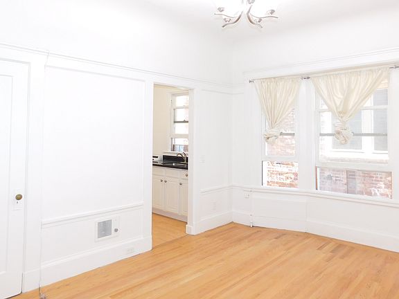 3rd image of 999 Bush St APT 404