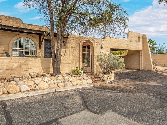 3rd image of 5640 N Tigua Dr