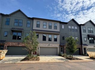 625 Firefly Cir #36, Alpharetta, GA 30009