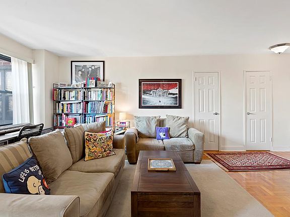 3rd image of 301 E 63rd St APT 11K