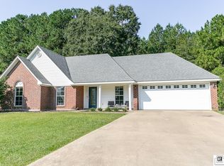 149 Curry Creek Dr, Calhoun, LA 71225