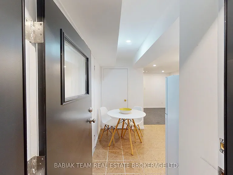 57 Parkway Ave — Photo 6