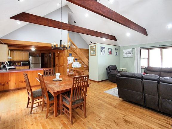 4th image of 6942 Texas Rd