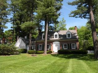 50 Hillcrest Rd, Burlington, VT 05401