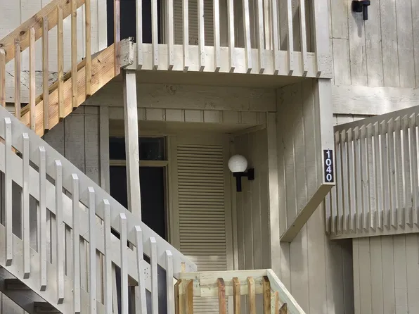 2040 Seacliff Dr N APT 2A, Daphne, AL 36526