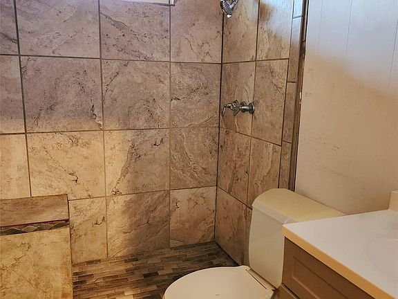 5th image of 376 Mizpah Rd