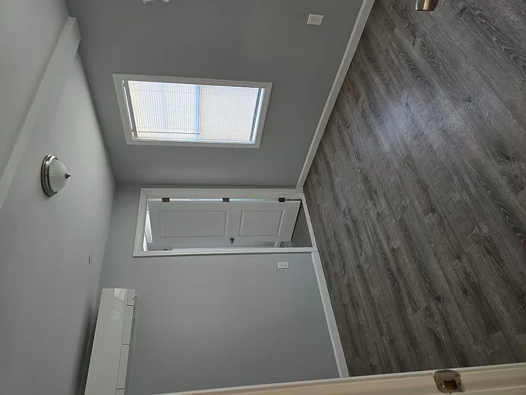 230 Appleton St — Photo 7
