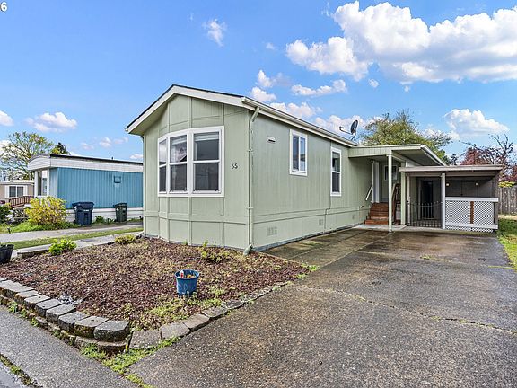 2nd image of 2150 Laura St Space 65