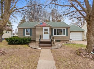 1014 S Smalley St, Shawano, WI 54166