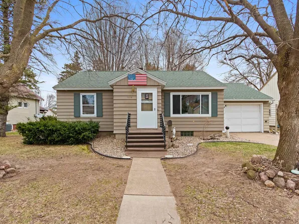 1014 S Smalley St, Shawano, WI 54166