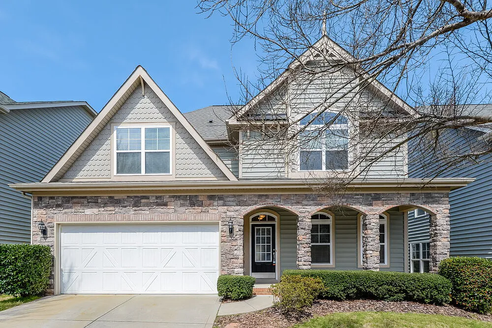 5 bed, 3.0 bath, 2988 sqft, $3,985 — Photo 1