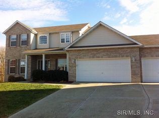 1037 Flora Lake Ct, Shiloh, IL 62221