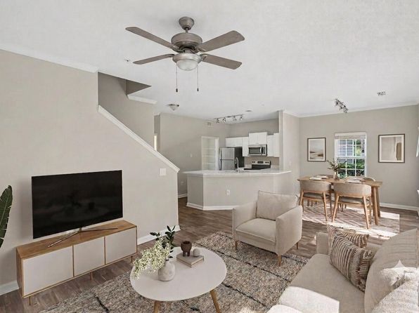 2975 Continental Colony Pkwy SW #1504
