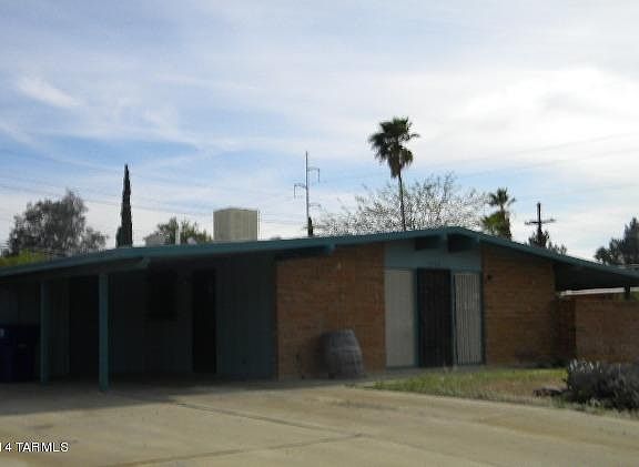 3rd image of 7922 E Scarlett St