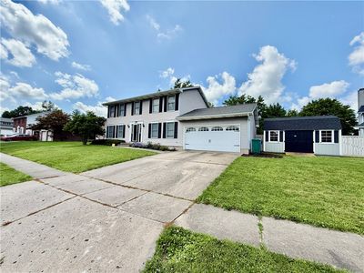 3707 N Woodridge Dr, Decatur, IL, 62526