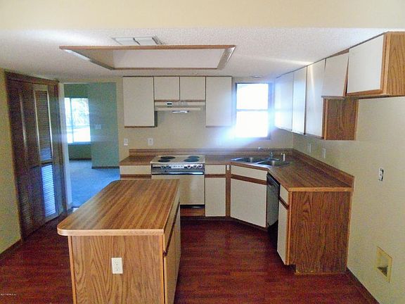 2nd image of 3352 Maiden Voyage Cir S