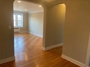 7901 35th Ave APT 6G, Flushing, NY 11372