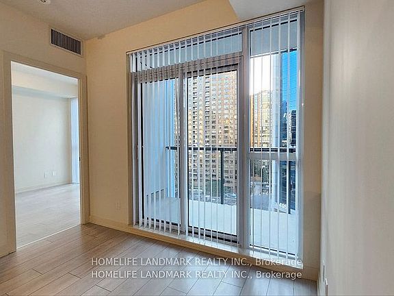 2nd image of 4955 Yonge St #809