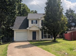 1904 Moon Ct, La Vergne, TN 37086