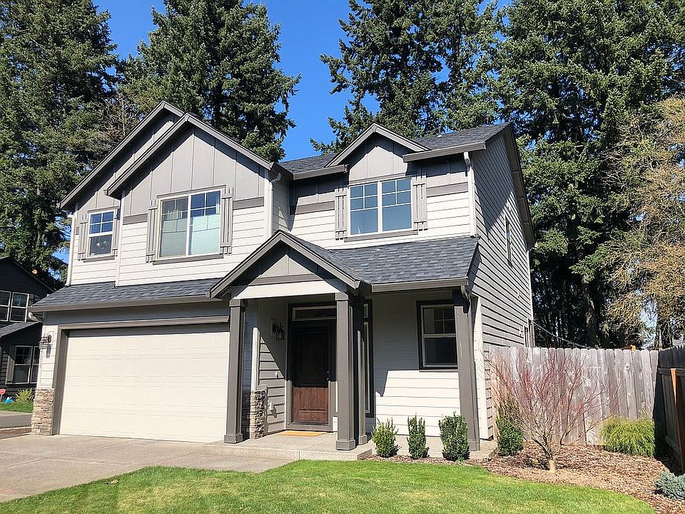 1st image of 12118 NE 102nd St