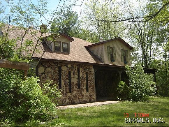 1st image of 838 E Lake Ave