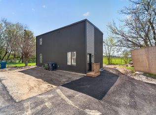 5 Hopperton Dr #R, Toronto, ON M2L2S5