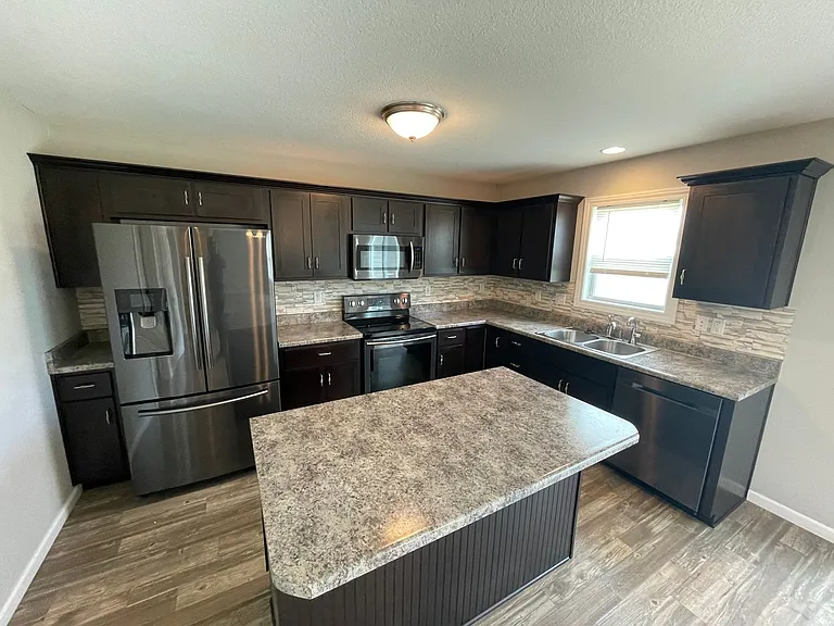 15266 Delphinium Pl — Photo 11