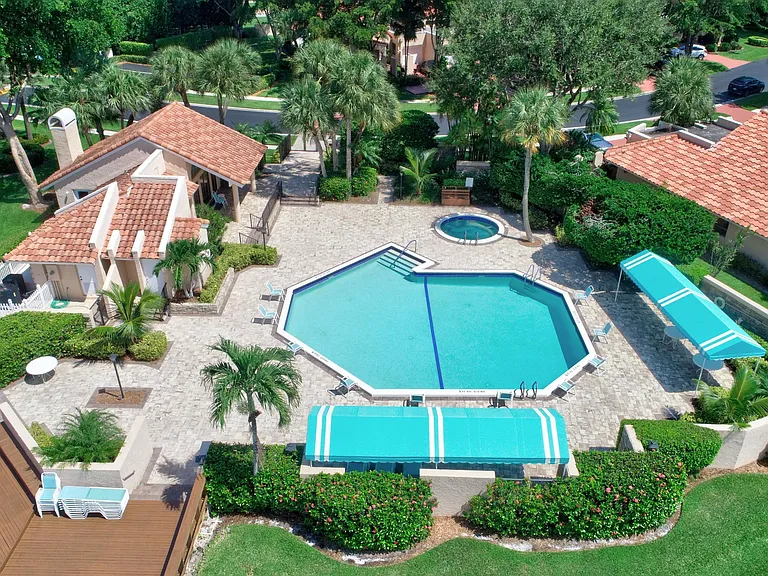 22667 Meridiana Dr — Photo 37
