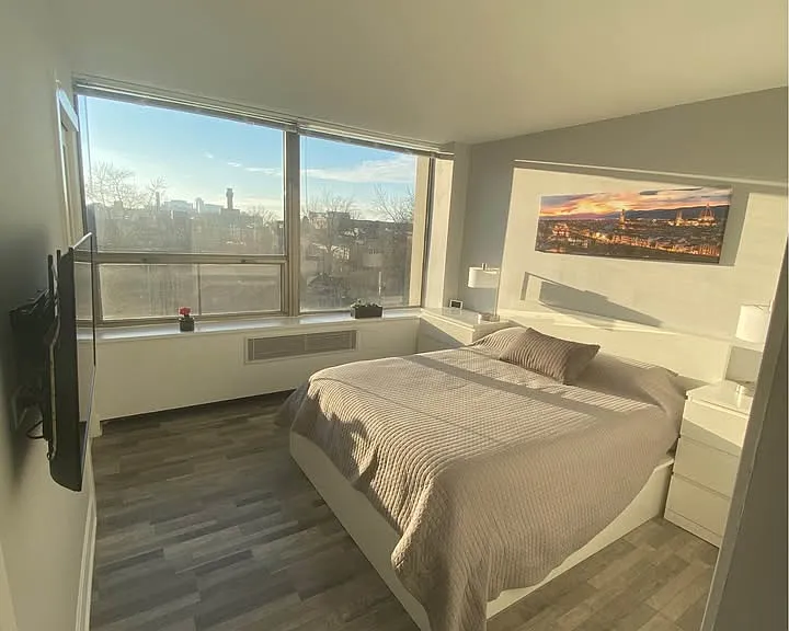 1355 N Sandburg Ter #503D — Photo 8