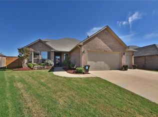 2924 Indian Grass Ct, Edmond, OK 73013