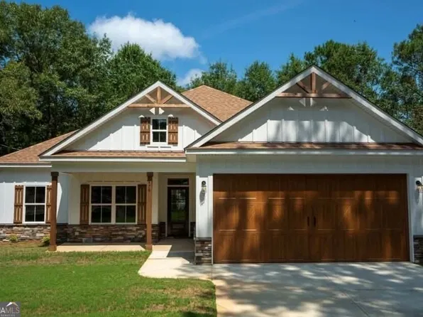 476 Tarver Rd, Seale, AL 36875