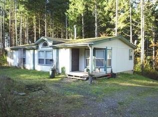 7230 SW Alpine Lake Rd, Pt Orchard, WA 98367