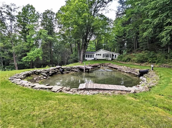 8744 County Route 105, Avoca, NY 14809