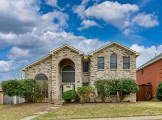 227 N Waterford Oaks Dr, Cedar Hill, TX 75104