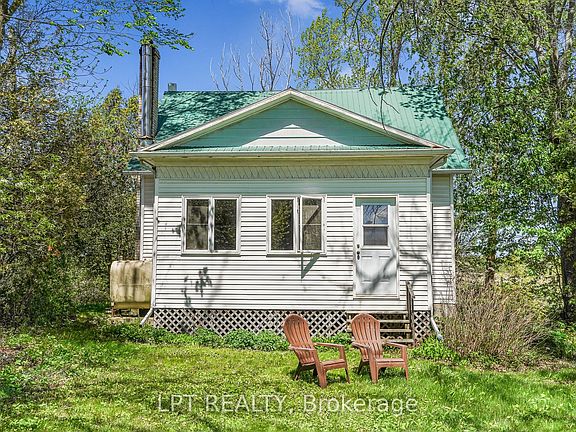 3rd image of 3515 Greenlane Rd