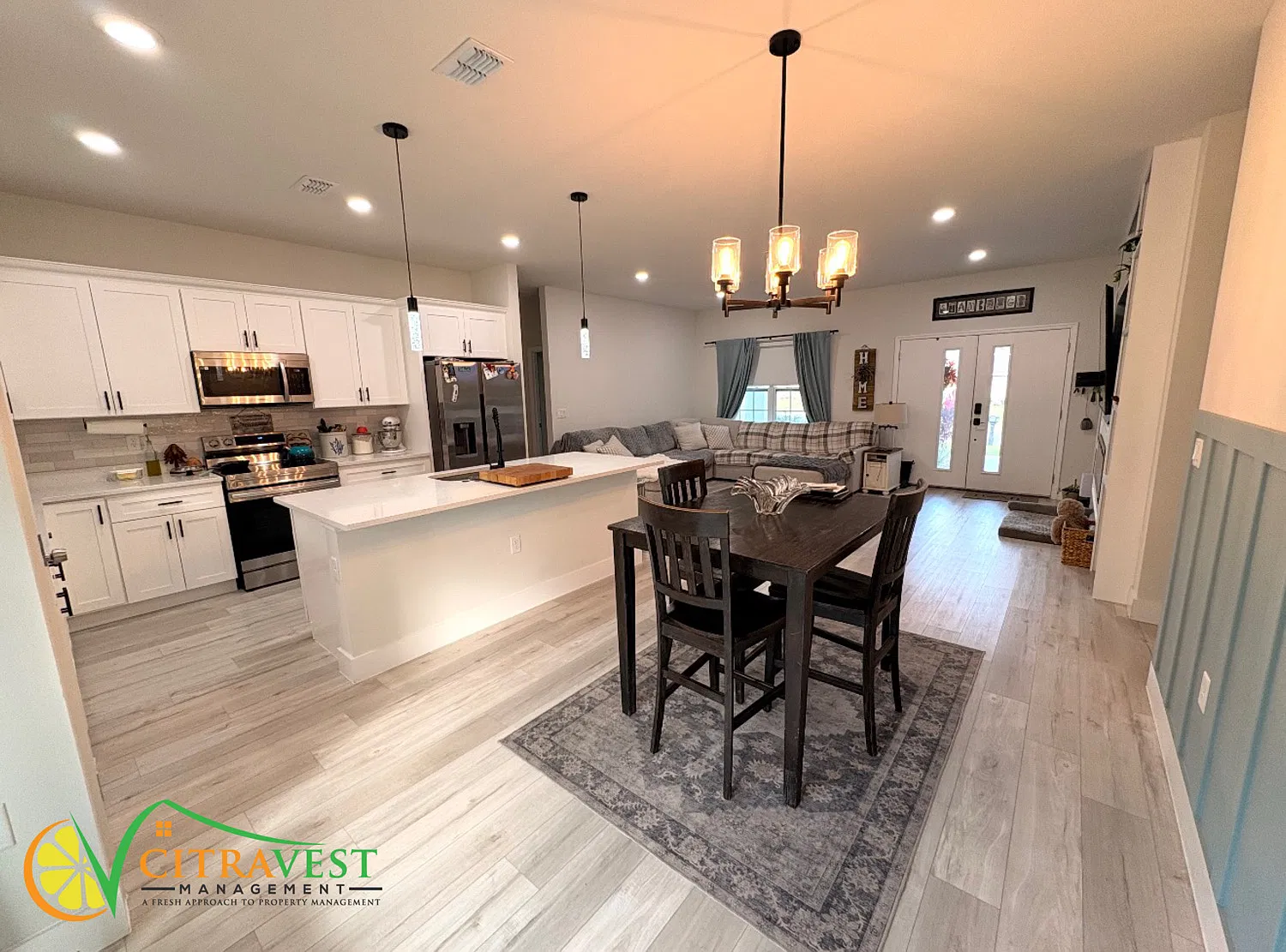 Beautiful Custom Built 3 Bedroom in Citrus Springs! — Photo 3