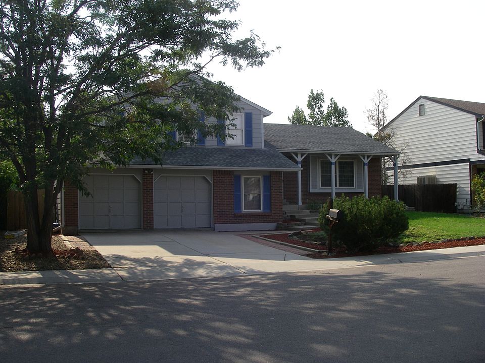 GREAT CURB APPEAL