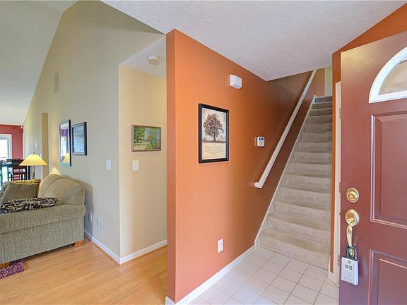 3rd image of 10625 Aspen Dr