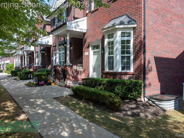 53080 Providence Dr, Shelby Township, MI 48316