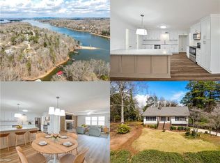1297 Lakeshore Cir, Gainesville, GA 30501